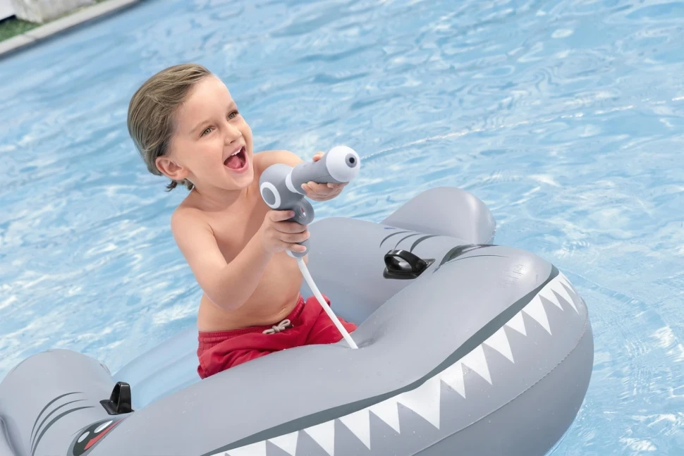 Надувний плотик Bestway 42073 Акула (117x109x26 см) з водяним пістолетом