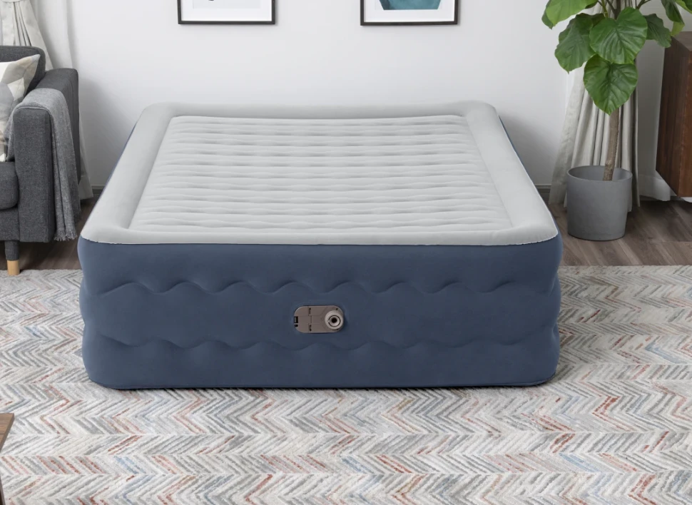 Надувне ліжко Bestway 6716P (203x152x51 см) з вбудованим насосом