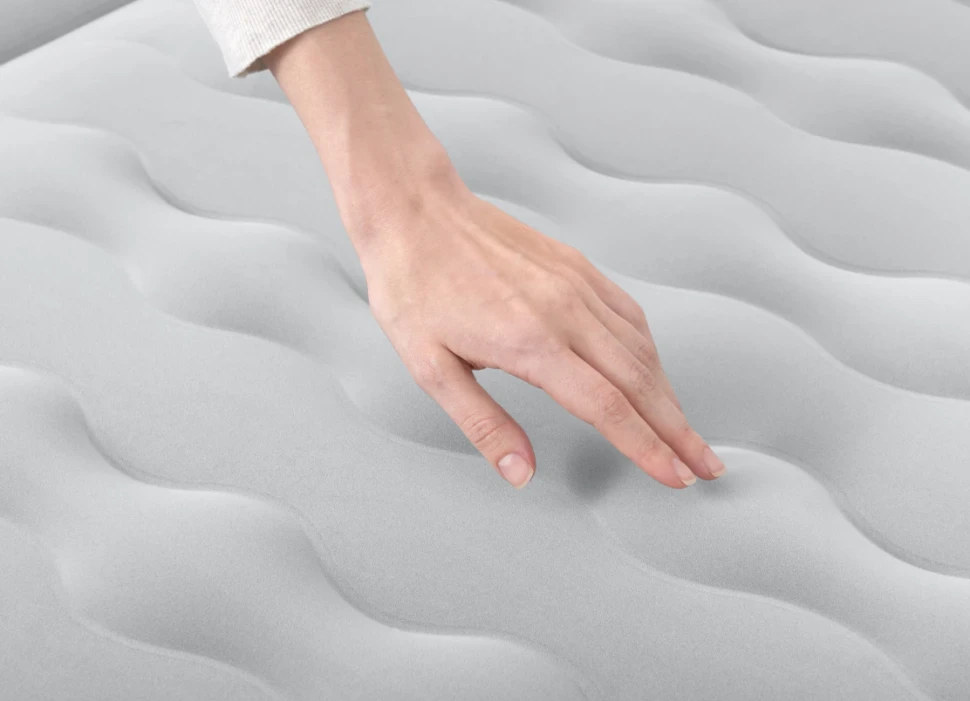 Надувне ліжко Bestway 6716P (203x152x51 см) з вбудованим насосом