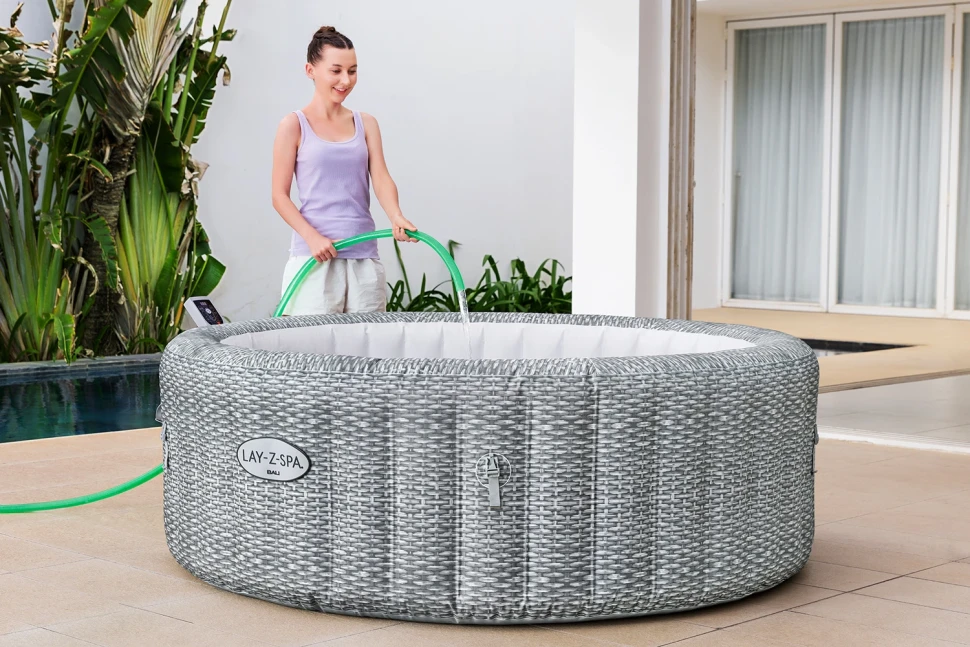 Надувной джакузи Bestway 6001N Bali (196x71 см, аэромассаж, 140 форсунок, Wi-Fi)