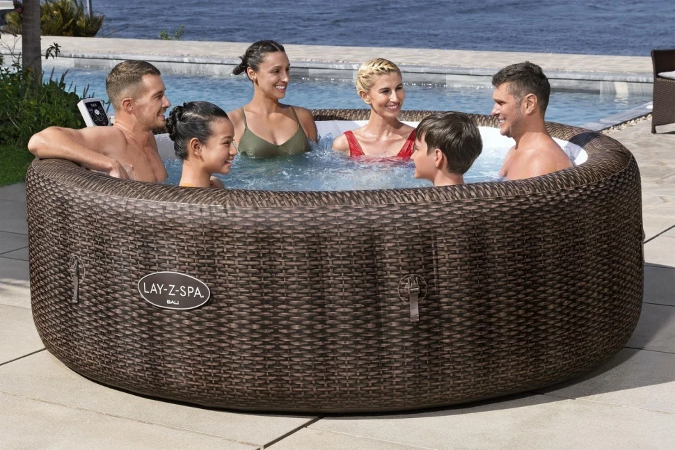 Надувной джакузи Bestway 6001P Bali (216x71 см, аэромассаж, 180 форсунок, Wi-Fi)