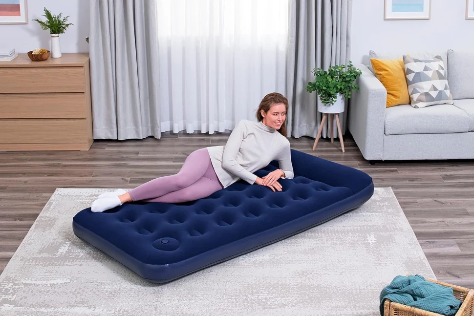 Надувной матрас Bestway 67224 (188x99x28) с подголовником, встроенный ножной насос