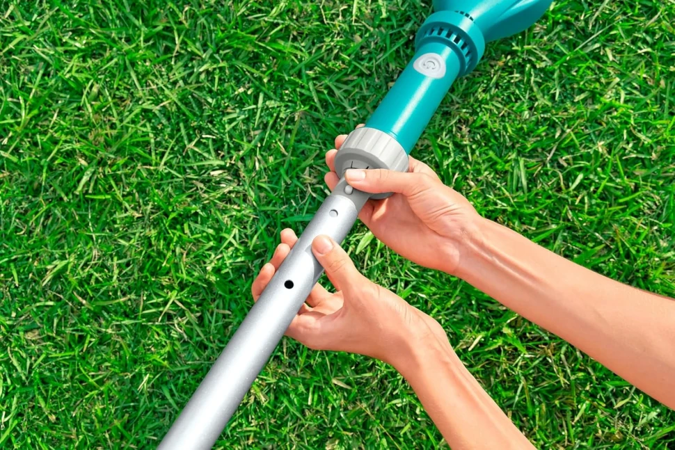 Вакуумний пилосос Bestway 58770 на батарейках для басейну