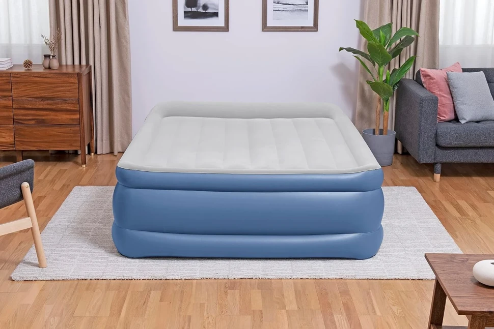 Надувне ліжко Bestway 67614 (203x152x56 см) з вбудованим насосом