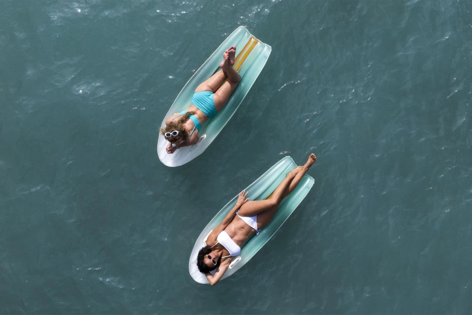 Надувний плотик Bestway 42072 (178x56x16,5 см) + сумка-тоут